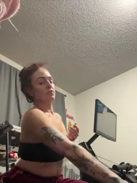 Babygirll444  live sex cam