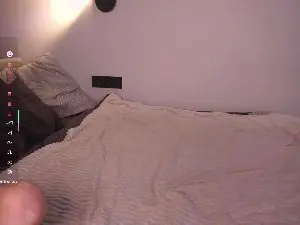 FrediaHowk  live sex cam