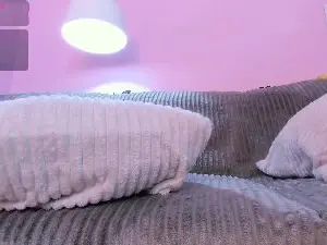Hiyaka_sudere  live sex cam