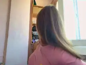 LourieOssola  live sex cam