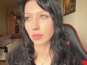 KenaThoburn  live sex cam