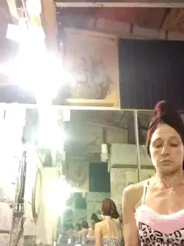 Itsalluphilln  live sex cam