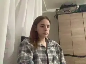 RobertoMaaske  live sex cam