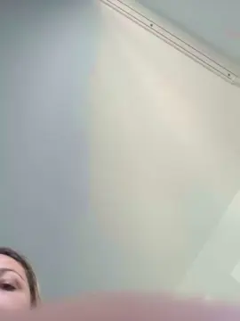 Aniri22  live sex cam