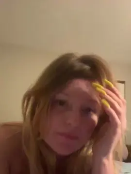 Luckyfungirl  live sex cam