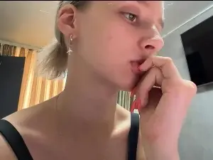 ZadaTrezise  live sex cam