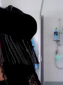 Fragola_821  live sex cam