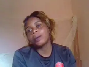 Sweetib  live sex cam