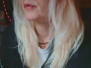 KathleenEdwards  live sex cam