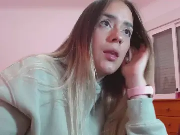 Queen_hannah  live sex cam