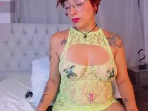 RoxanneStorms  live sex cam