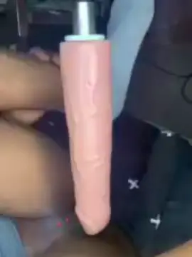 Synnamonn  live sex cam