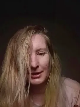 Lablonde8  live sex cam