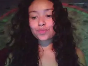 Suuri  live sex cam