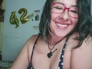 Malishka20  live sex cam