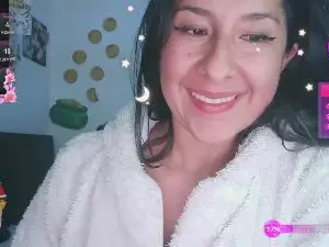 Malishka20  live sex cam