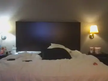 Bicouplenympho  live sex cam