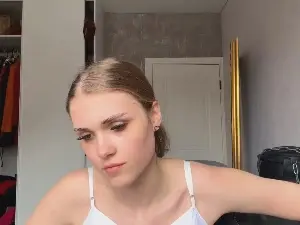 BreeFurcron  live sex cam