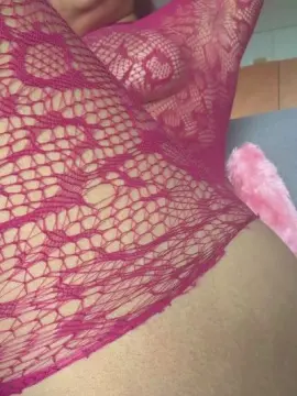 Indianbutterxo  live sex cam