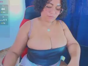 Italy__boobs  live sex cam
