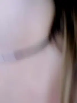 Kriss_Sexxi  live sex cam