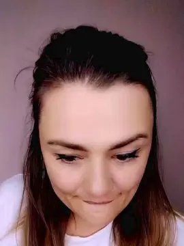 Kriss_Sexxi  live sex cam