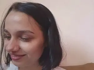 MakedaCarlini  live sex cam