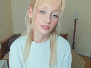 TrinaHirst  live sex cam