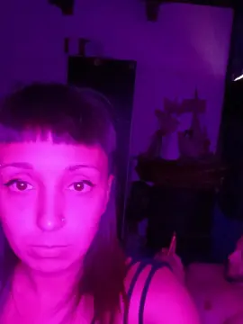 Ludovv_3  live sex cam