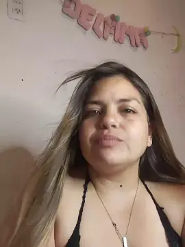 LunitaCurvy  live sex cam
