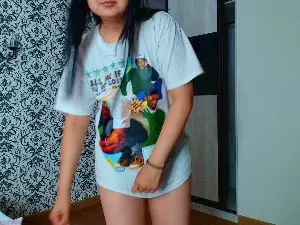 Lyric_Vane  live sex cam