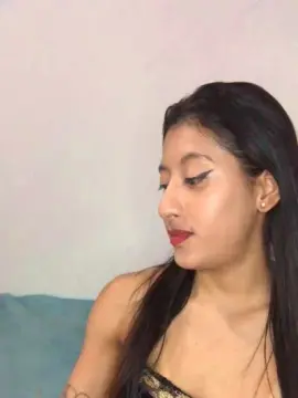 Santosz83  live sex cam