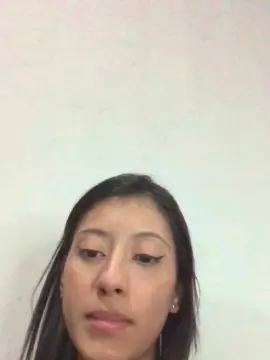 Santosz83  live sex cam