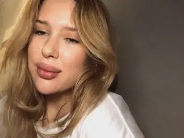 BelvaLurz  live sex cam