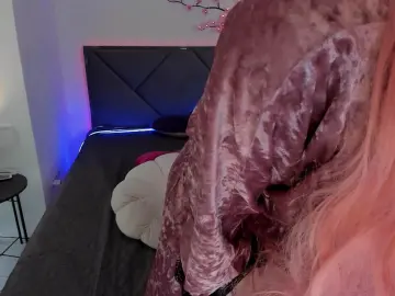 CassieEvans  live sex cam