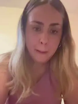 Susixxx4u  live sex cam