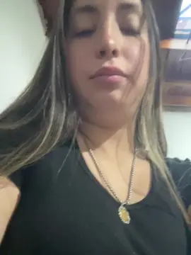 Natasha4  live sex cam