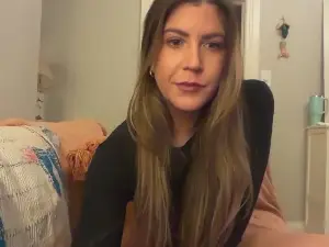 JunieKate  live sex cam