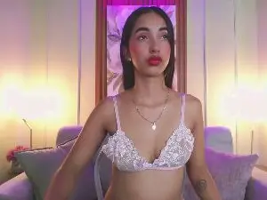 Sweetmilkylally  live sex cam