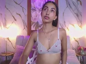 Sweetmilkylally  live sex cam