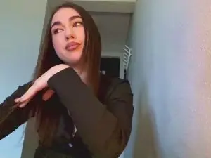 DeadraKealy  live sex cam