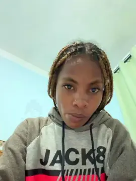 Ravaka_angel  live sex cam