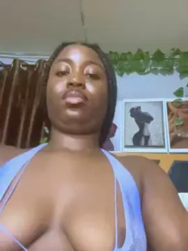 ZaraLure  live sex cam