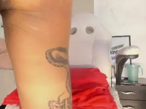 Orianaasaenz  live sex cam