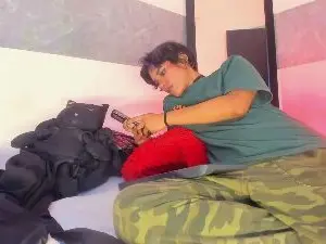Orianaasaenz  live sex cam