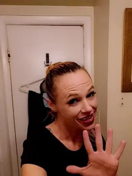 CrEoLe420  live sex cam