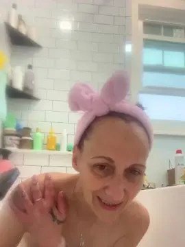 Gypsy420NJ  live sex cam