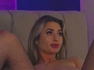 LoraDevine  live sex cam