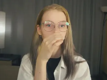 MertieAlie  live sex cam