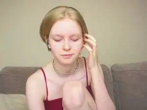 MertieAlie  live sex cam